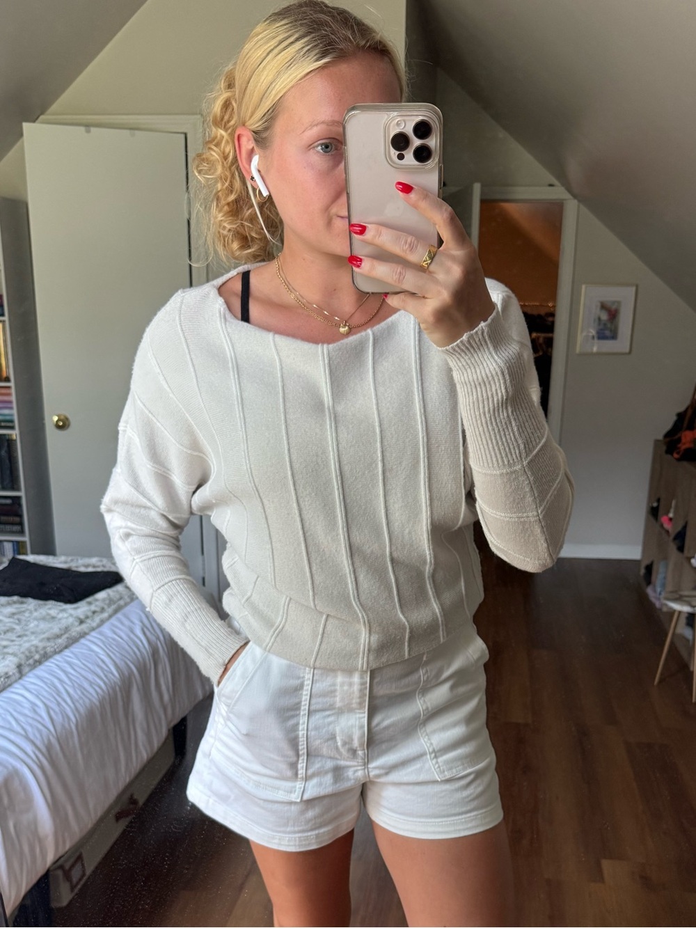 Magaschoni Neutral Ribbed Scoopneck Sweater in Light Taupe